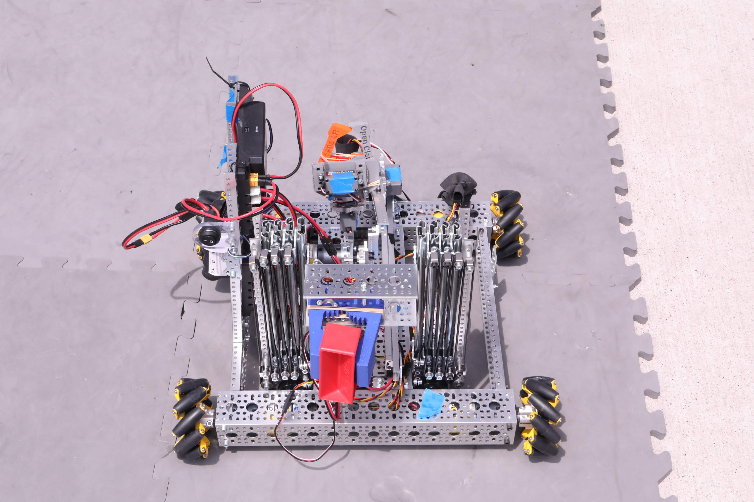 Thumbnail of 0X3A8036